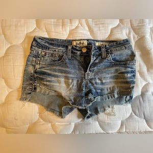 Day trip (buckle) - size 8